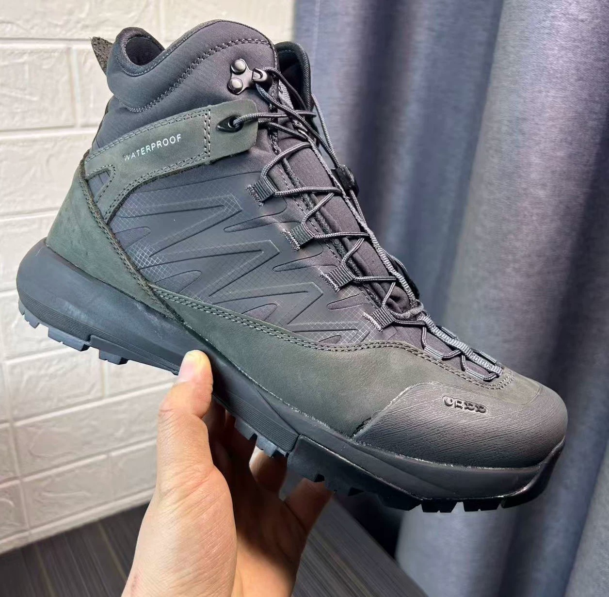 Chaussures de randonnée montan - Streetwear Brand Designs avis et prix