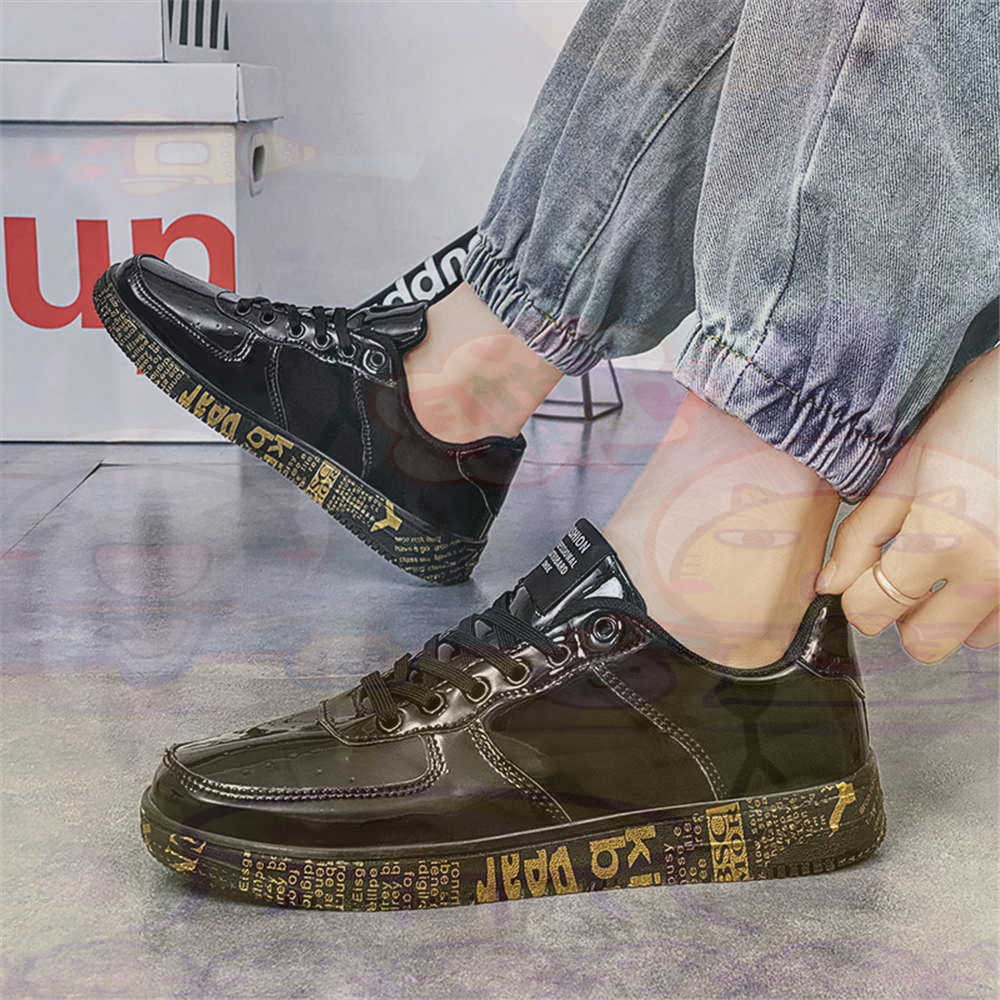 Pied rond taille 45 baskets en - Streetwear Brand Red avis et prix